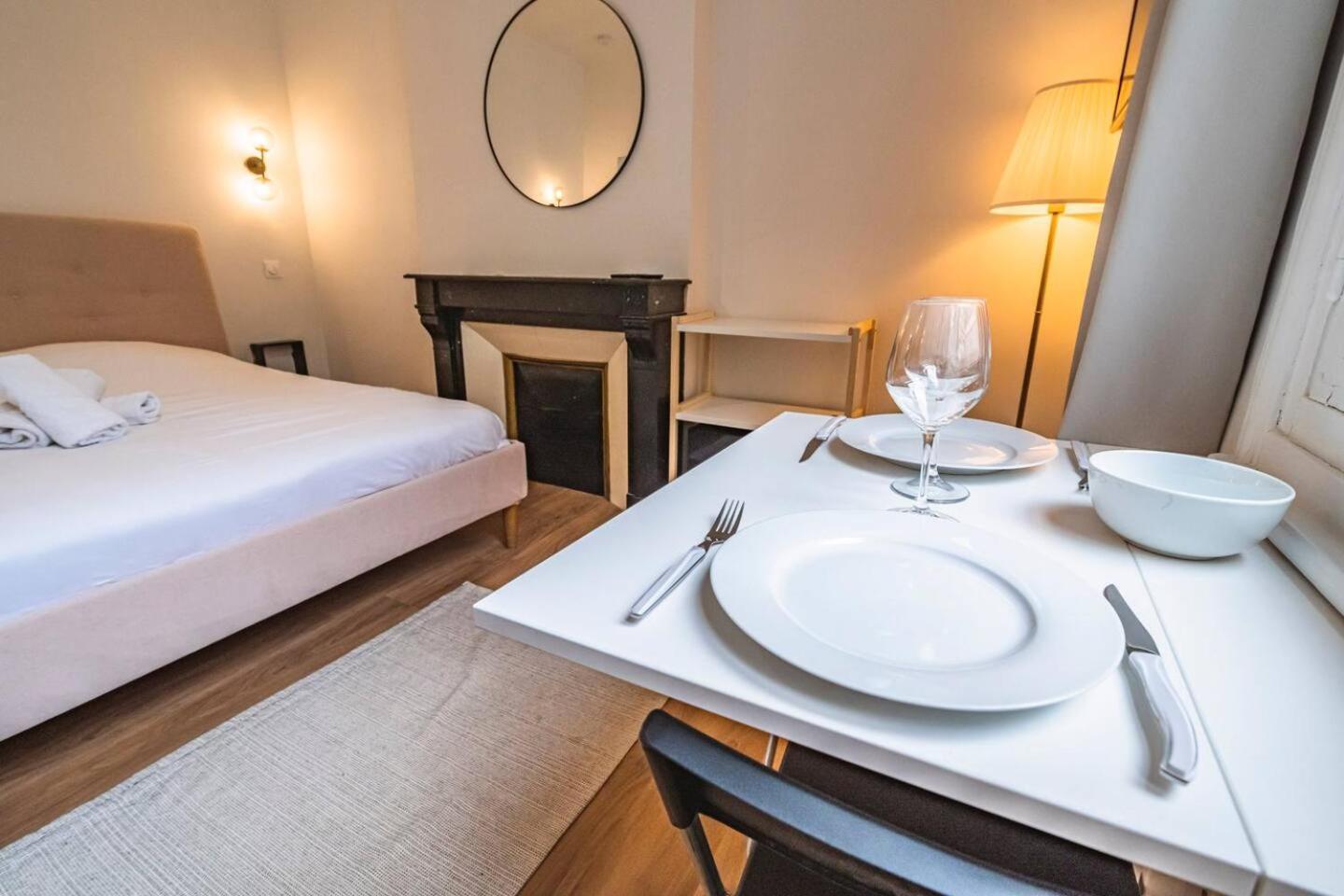 Pink, Appartement En Plein Coeur De Ρενς Εξωτερικό φωτογραφία