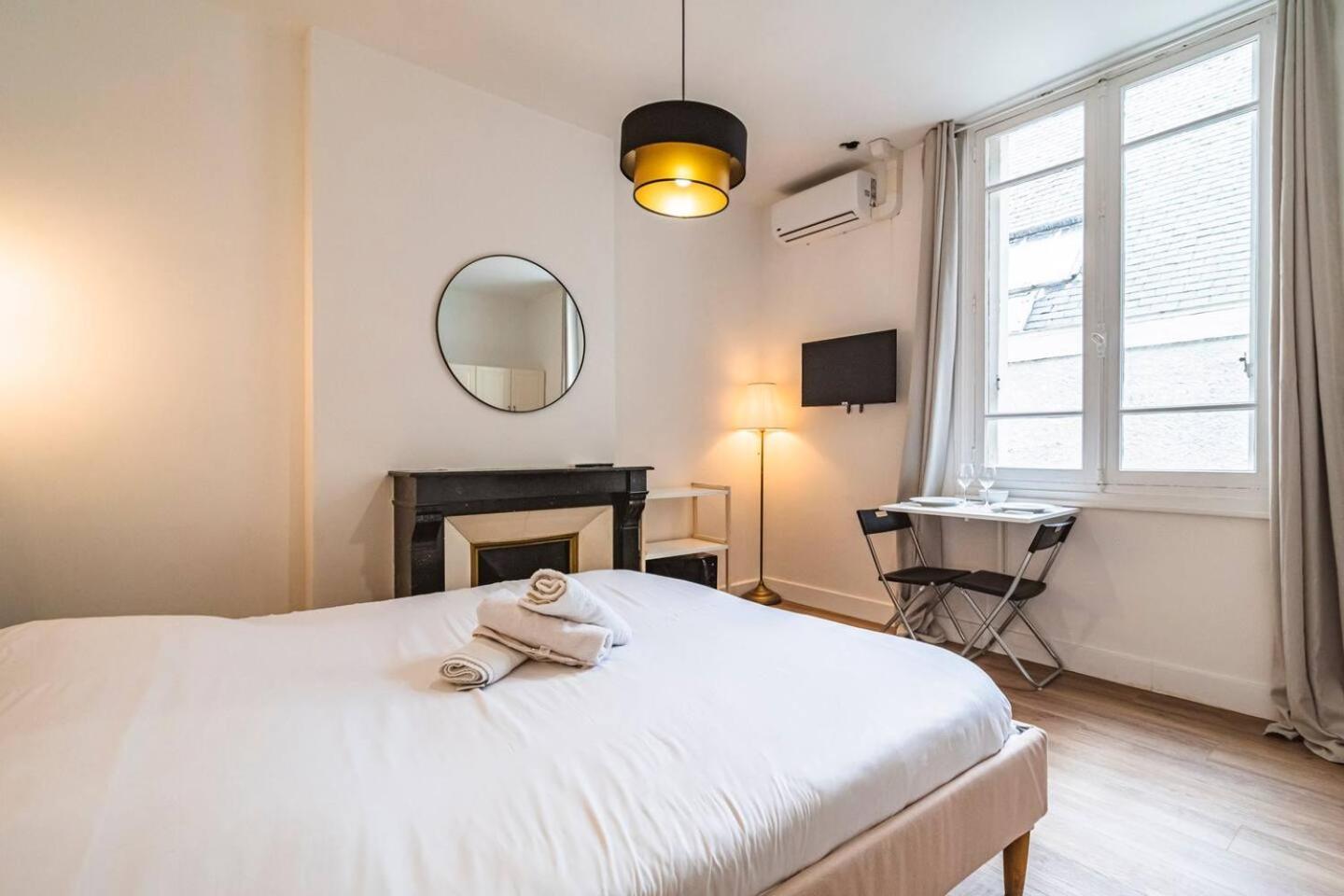 Pink, Appartement En Plein Coeur De Ρενς Εξωτερικό φωτογραφία